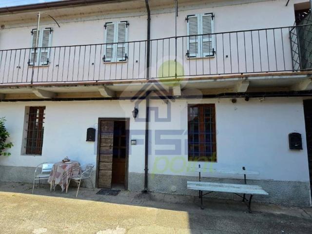 Villa Indipendente in vendita a Crotta D'adda, Lombardia