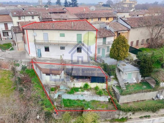 Villa Indipendente in vendita a Crotta D'adda, Lombardia