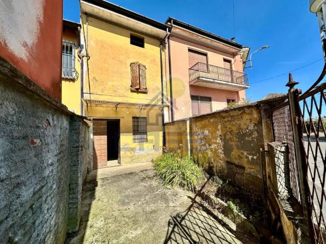 Villa Indipendente in vendita a Crotta D'adda, Lombardia