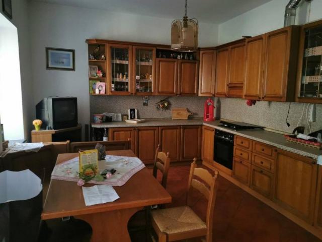 Villa Indipendente in vendita a Comunità Montana del Piambello, Cuasso Al Monte