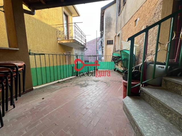 Villa Indipendente in vendita a Comunità Montana del Piambello, Cuasso Al Monte
