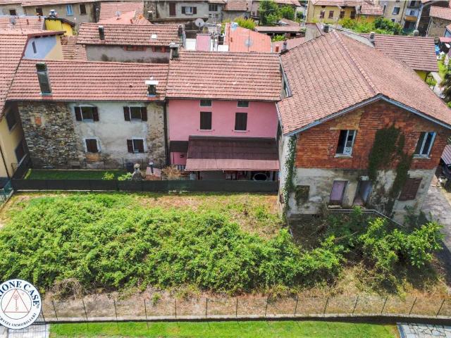 Villa Indipendente in vendita a Comunità Montana del Piambello, Cugliate Fabiasco