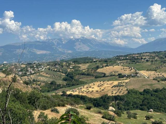 Villa Indipendente in vendita a Cugnoli, Abruzzo