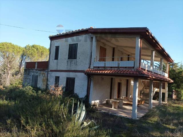 Villa Indipendente in vendita a Colle San Luca, Cugnoli