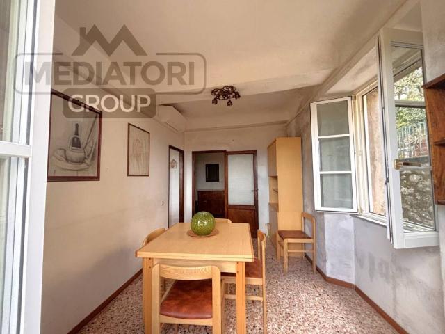 Villa Indipendente in vendita a Unione dei comuni Media Valle del Serchio, Borgo A Mozzano