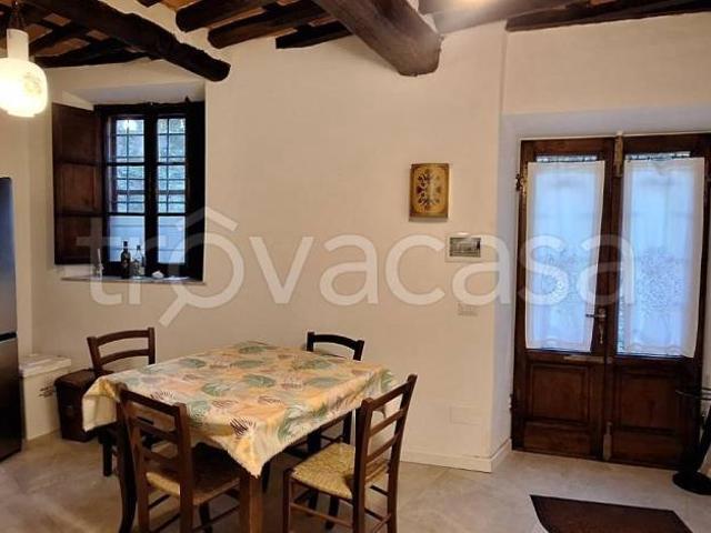 Villa Indipendente in vendita a Unione dei comuni Media Valle del Serchio, Borgo A Mozzano