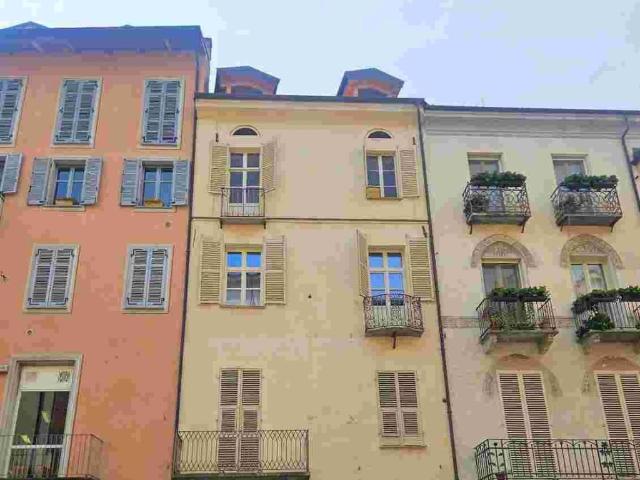 Villa Indipendente in vendita a Centro Storico, Piemonte
