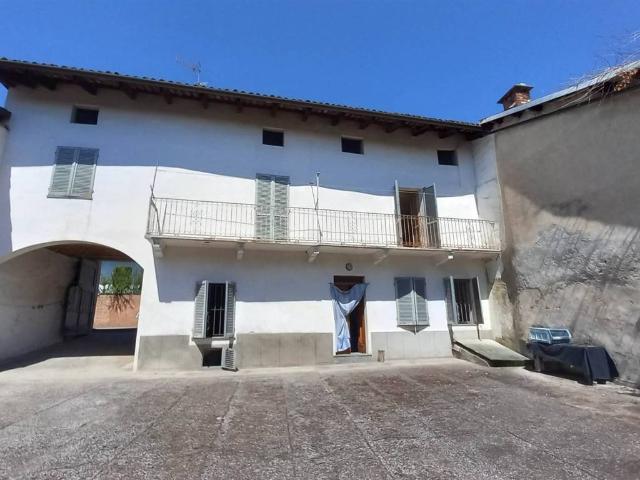 Villa Indipendente in vendita a Piemonte, Asti