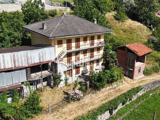 Villa Indipendente in vendita a Deiro Inferiore, Piemonte