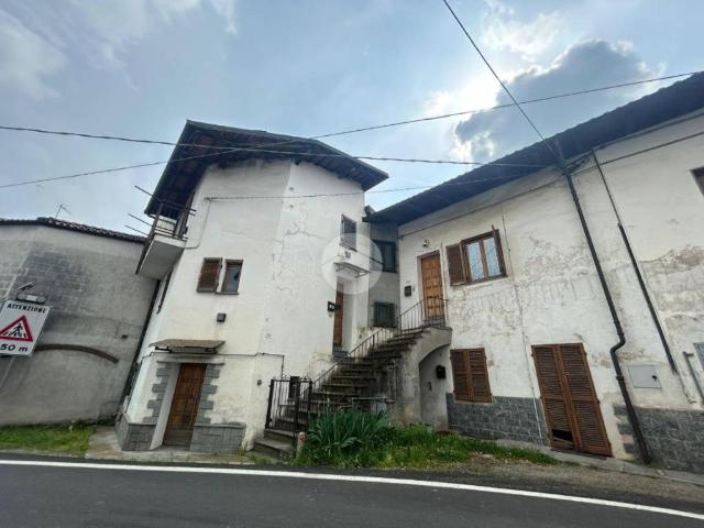 Villa Indipendente in vendita a Deiro Inferiore, Piemonte