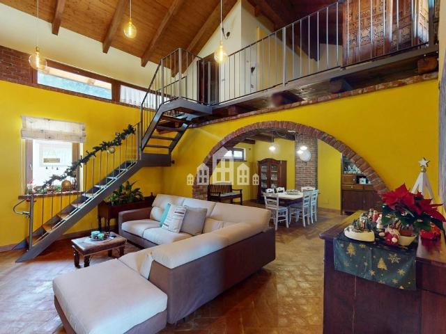 Villa Indipendente in vendita a Salto, Piemonte