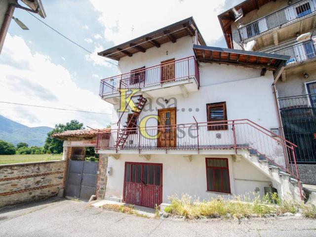 Villa Indipendente in vendita a Deiro Inferiore, Piemonte