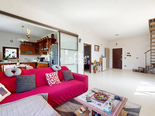 Villa Indipendente in vendita a Parrocchia, Cuorgnè