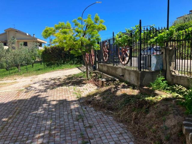 Villa Indipendente in vendita a Cupello, Abruzzo