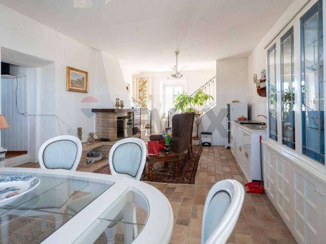 Villa Indipendente in vendita a Marche, Ancona