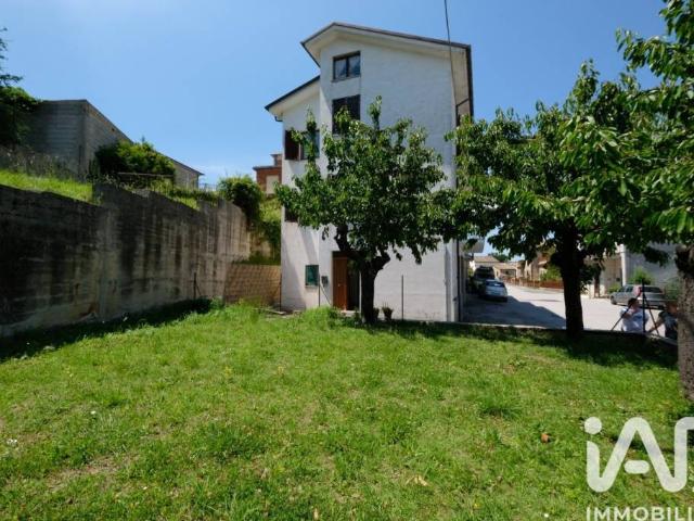 Villa Indipendente in vendita a Marche, Ancona