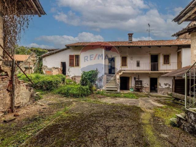 Villa Indipendente in vendita a Piemonte, Biella