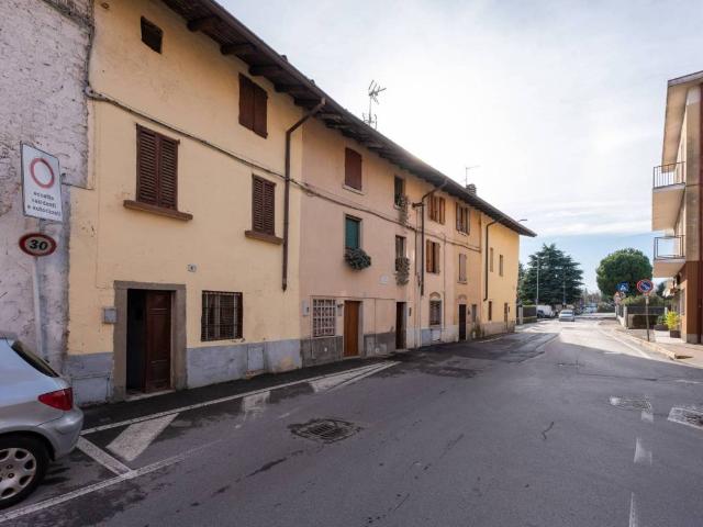 Villa Indipendente in vendita a Curno, Lombardia