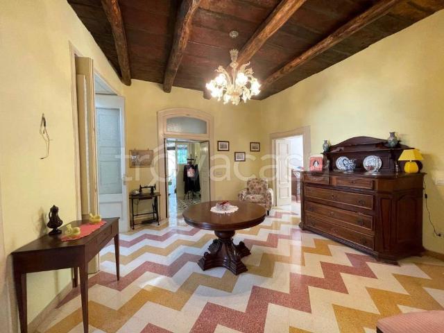 Villa Indipendente in vendita a Curti, Giffoni Valle Piana