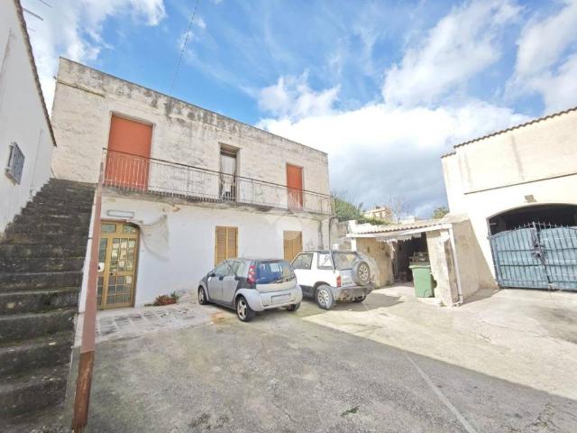 Villa Indipendente in vendita a Custonaci, Sicilia