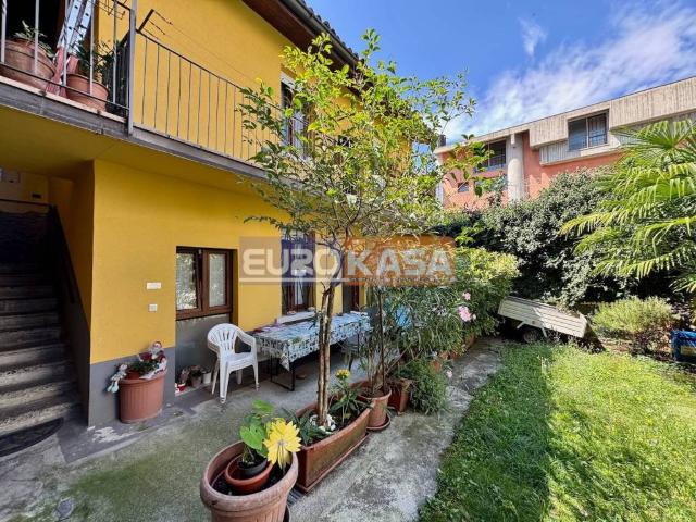 Villa Indipendente in vendita a Brembo, Dalmine