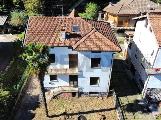 Villa Indipendente in vendita a Comunità montana della valle Camonica, Darfo