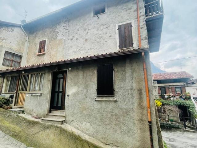 Villa Indipendente in vendita a Comunità montana della valle Camonica, Darfo