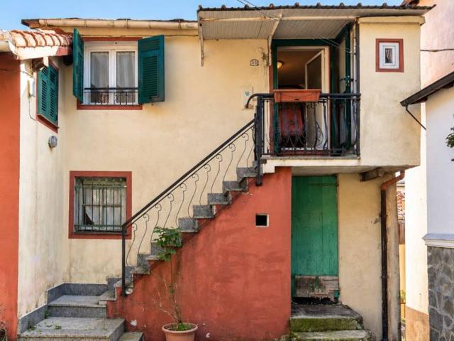 Villa Indipendente in vendita a Sella, Davagna
