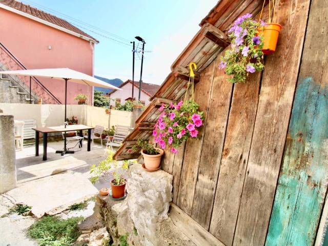 Villa Indipendente in vendita a Davagna, Liguria