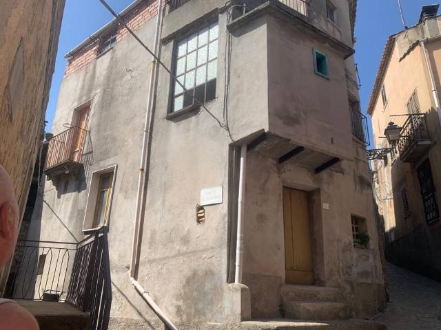 Villa Indipendente in vendita a Calabria, Catanzaro