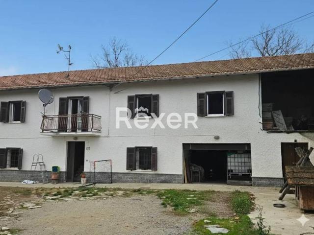 Villa Indipendente in vendita a Dego, Liguria