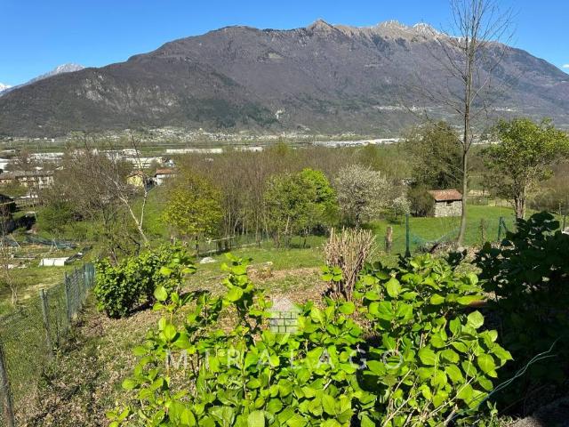 Villa Indipendente in vendita a Delebio, Lombardia