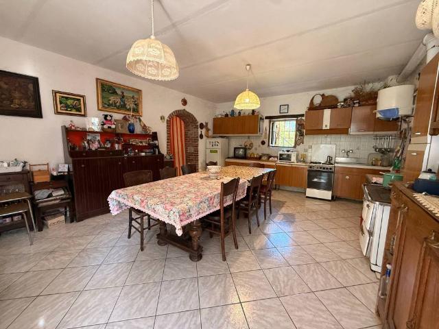Villa Indipendente in vendita a Piemonte, Cuneo