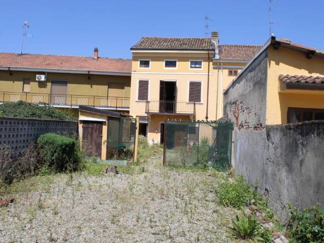 Villa Indipendente in vendita a Piemonte, Vercelli
