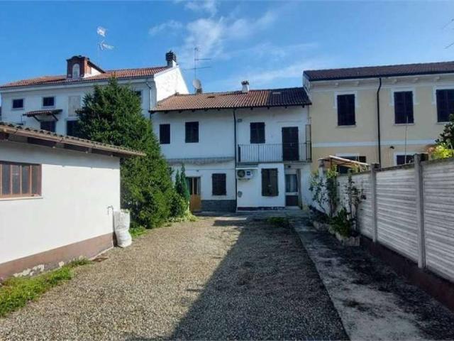 Villa Indipendente in vendita a Piemonte, Vercelli