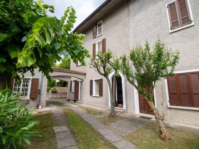 Villa Indipendente in vendita a San Pietro, Desenzano Del Garda