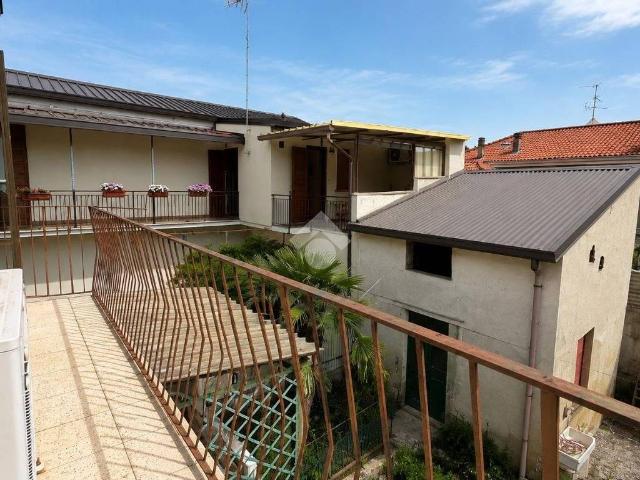 Villa Indipendente in vendita a Spaccone, Desio