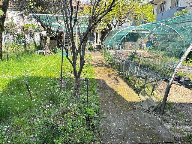 Villa Indipendente in vendita a Desio, Lombardia