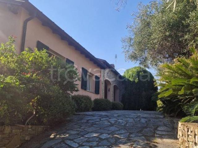 Villa Indipendente in vendita a Diano Gorleri, Diano Marina