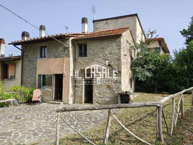 Villa Indipendente in vendita a Dicomano, Firenze