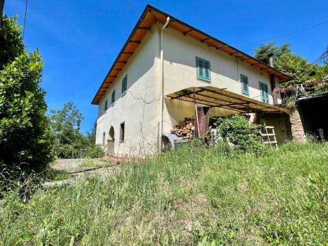 Villa Indipendente in vendita a Dicomano, Toscana