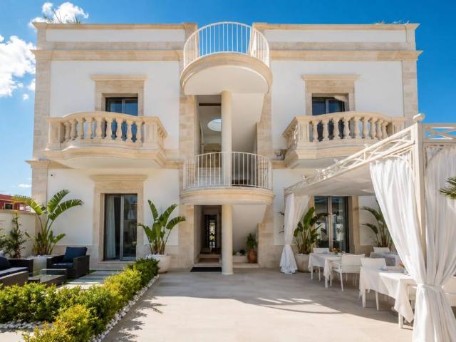 Villa Indipendente in vendita a Puglia, Lecce