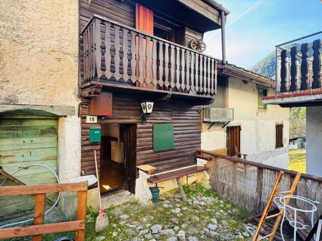 Villa Indipendente in vendita a Dogna, Friuli-Venezia Giulia