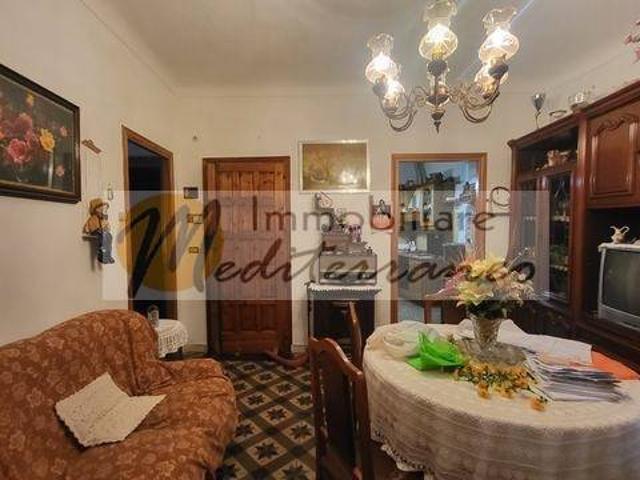 Villa Indipendente in vendita a Dolceacqua, Liguria