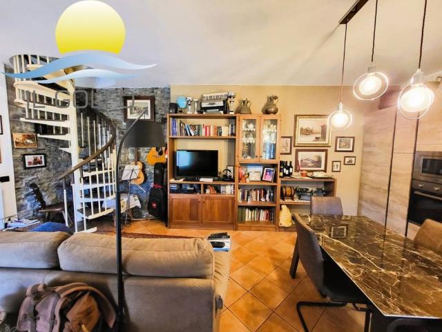 Villa Indipendente in vendita a Isolalunga, Dolcedo