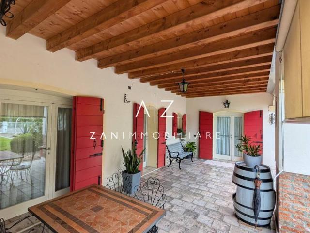 Villa Indipendente in vendita a Dolo, Veneto