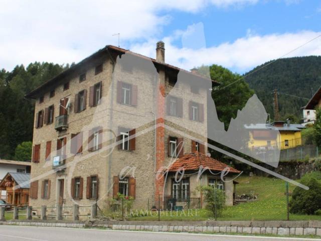 Villa Indipendente in vendita a Domegge Di Cadore, Veneto
