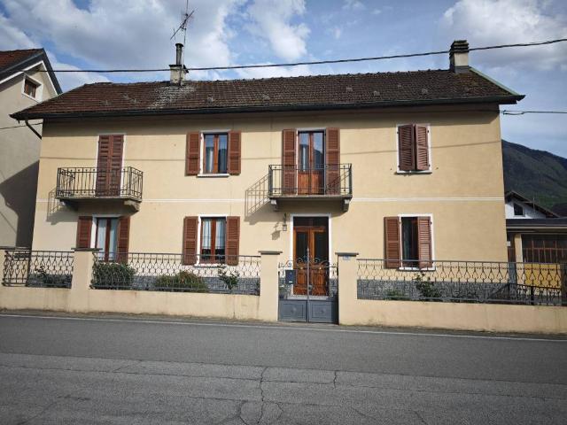 Villa Indipendente in vendita a Rione Badulerio, Piemonte