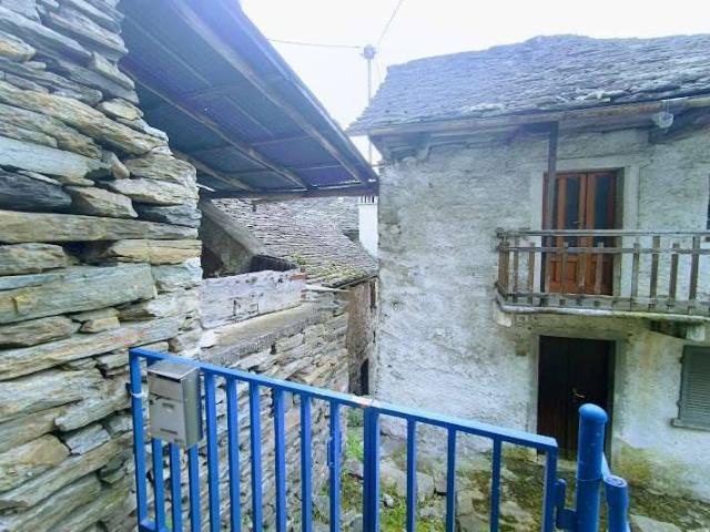 Villa Indipendente in vendita a Piemonte, Verbano-cusio-ossola