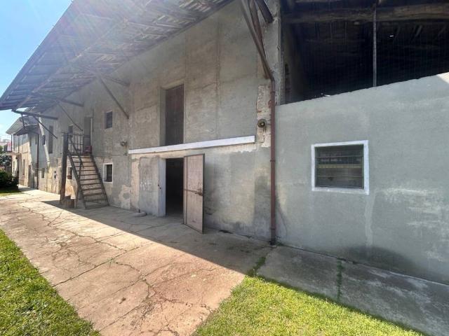 Villa Indipendente in vendita a Dorno, Lombardia